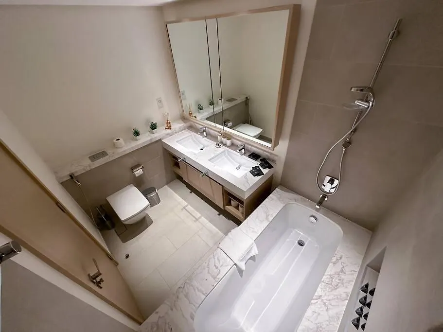 Apartment Beautiful 3Br With Canal View Dubai