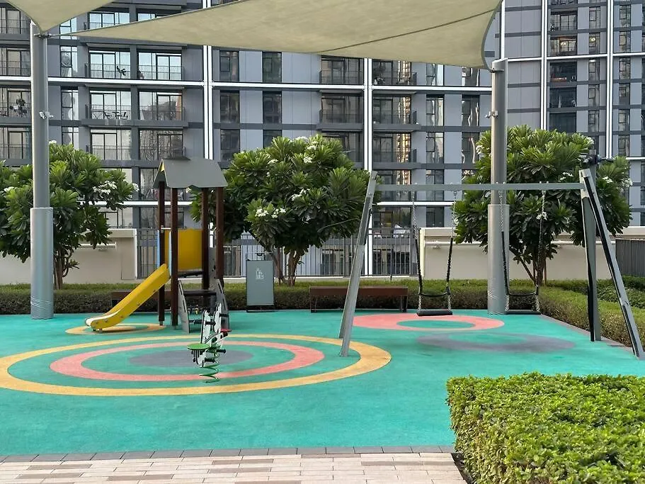 Beautiful 3Br With Canal View Dubai