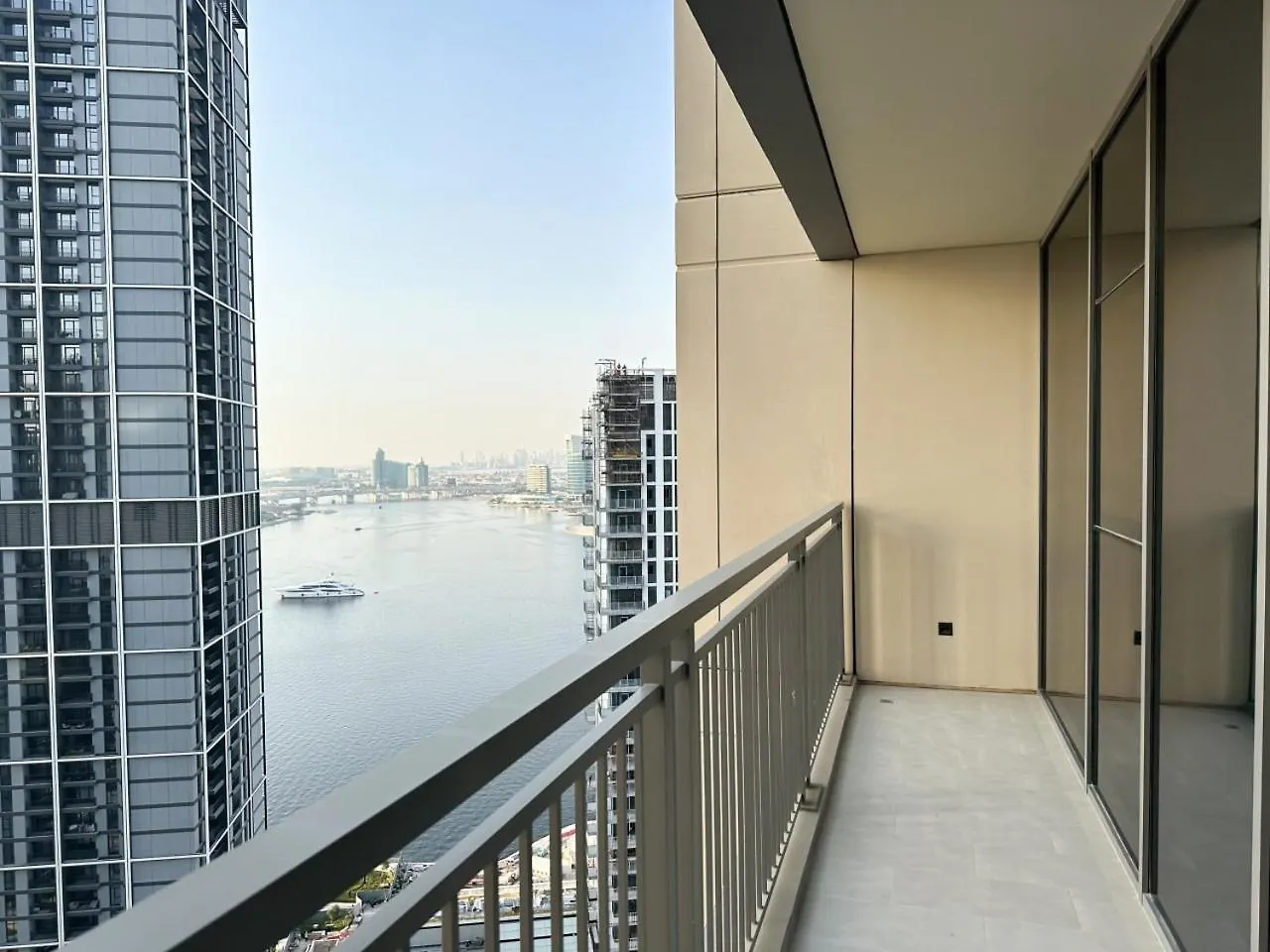 Luxurious 3Br - Pool - Canal View - Kids Play Area Dubai Vereinigte Arabische Emirate